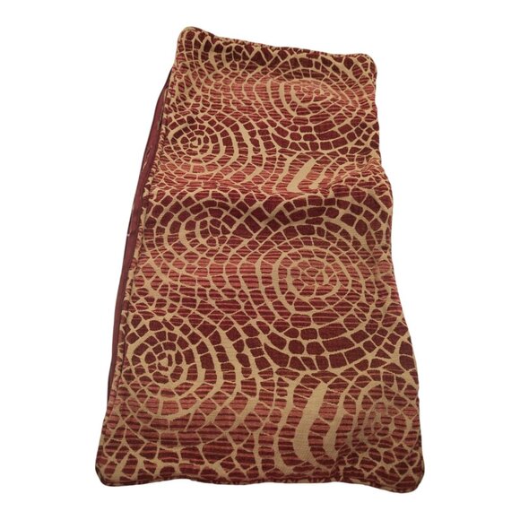 2 Chelsea Home Fashions Red Beige Giraffe Print Pillow Covers Hidden Zipper - Picture 6 of 7